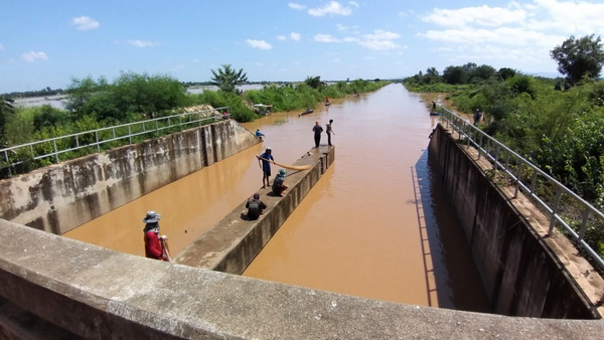 เปิดภาพมุมสูงน้ำท่วมสุโขทัย 3อำเภอยังอ่วม!