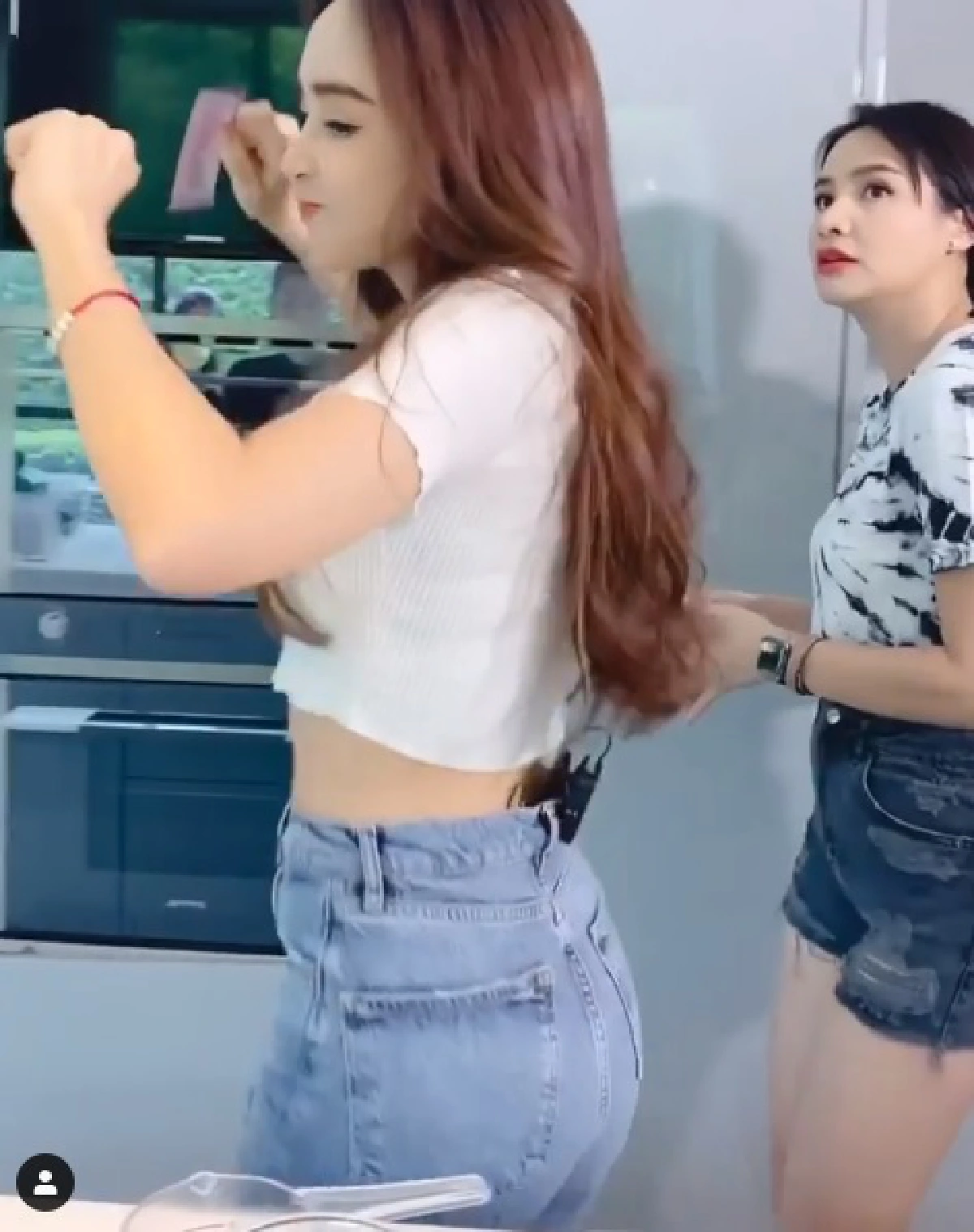 สุดปัง! เป้ย ปานวาด ตอบกลับแซ่บ หลังโดนแซะแก่แล้วแอ๊บแบ๊วทำไม