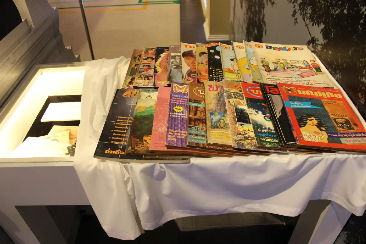 121 ปีความทรงจำ ‘ล่อง รอยราชดำเนิน นิทรรศการผสานวัย’