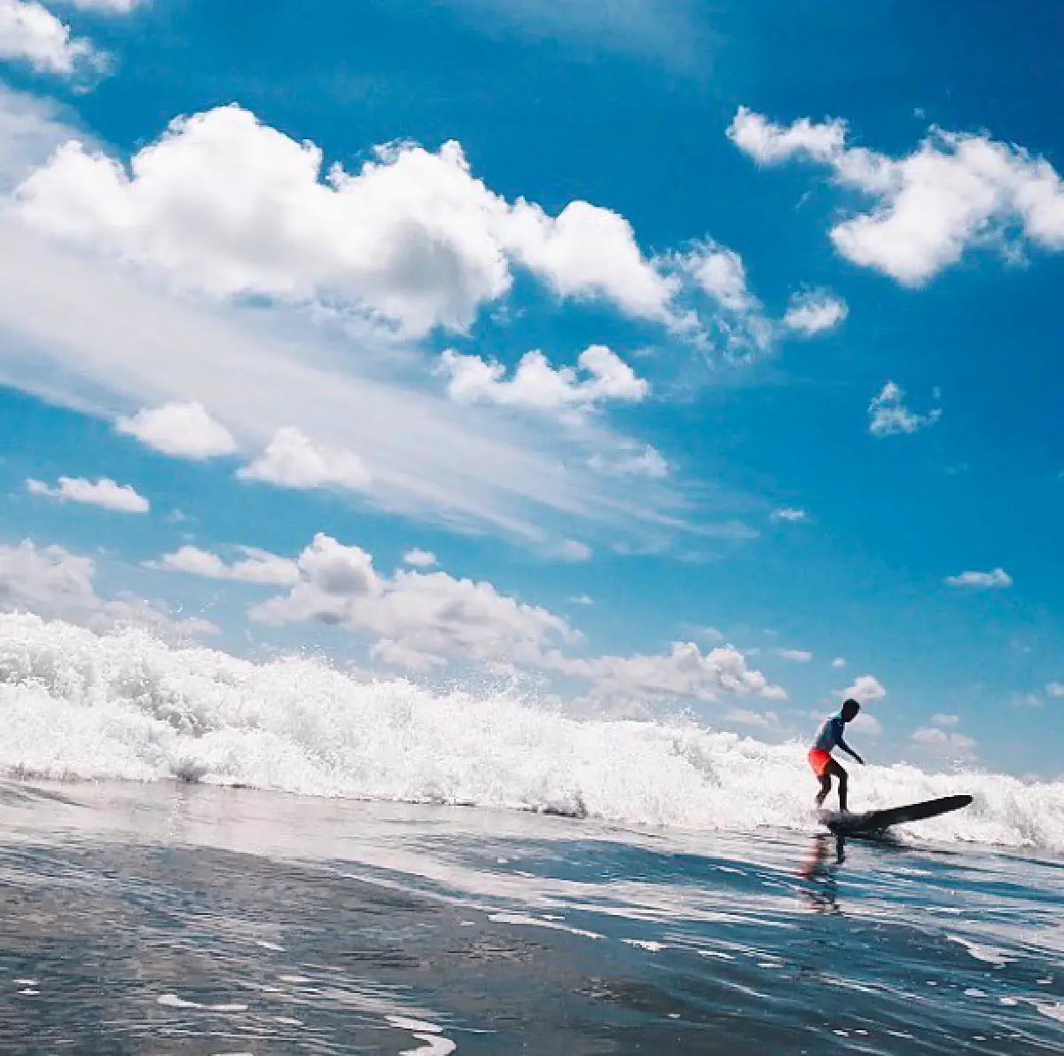 “เอมมี่ มรกต” พกความแซ่บแบบไม่เคยปรานีใคร พร้อมโชว์ช็อตหวานสวีทสามี 