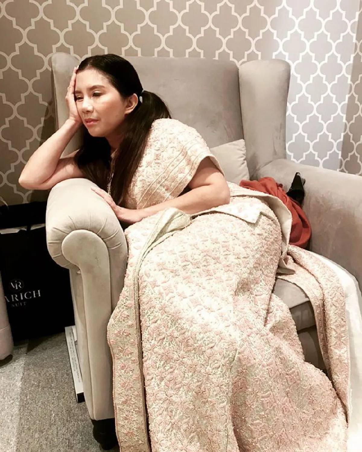 “กานต์ วิภากร” เผยภาพลองชุดเจ้าสาว เน้นเรียบหรูดูสบาย ราคาหลักแสน