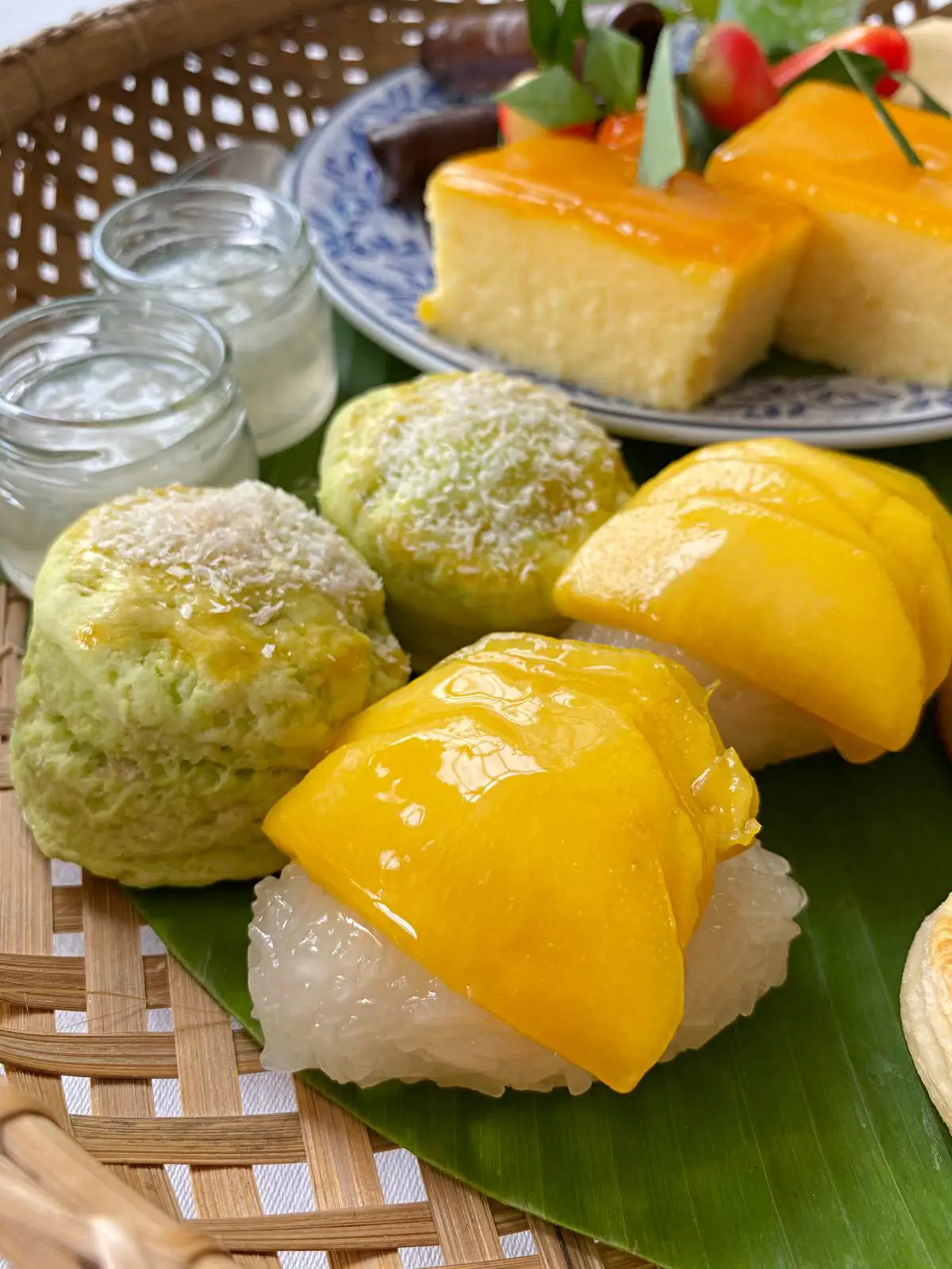 ลิ้มรสของดีประจำเมือง 'หัวหิน' พร้อมจิบชายามบ่าย เคล้ากลิ่นอายตะวันตก