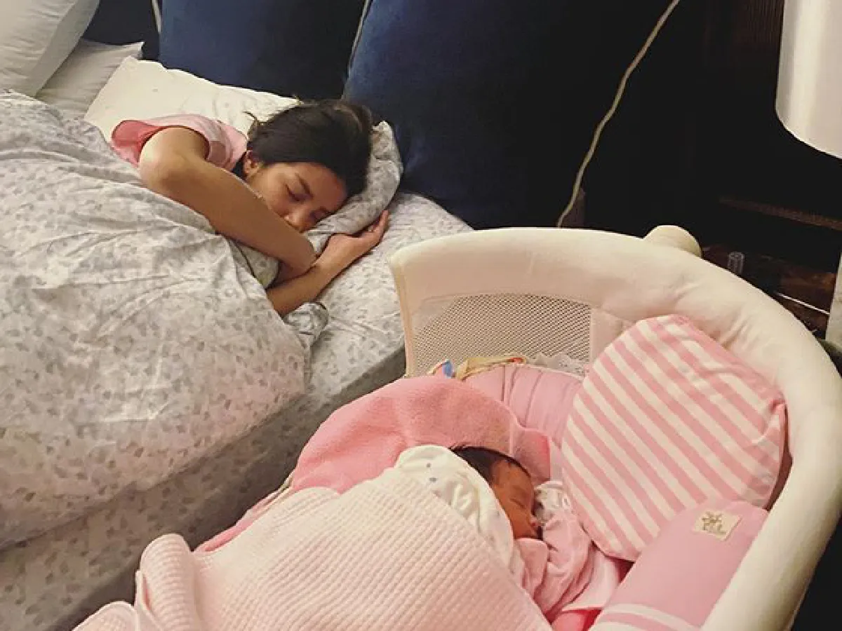 น่ารักมาก! น้องเวทย์มนต์  ลูกสาวใบเตย-ดีเจแมน ถ่ายแบบแรกคลอดในธีมแม่มดน้อย