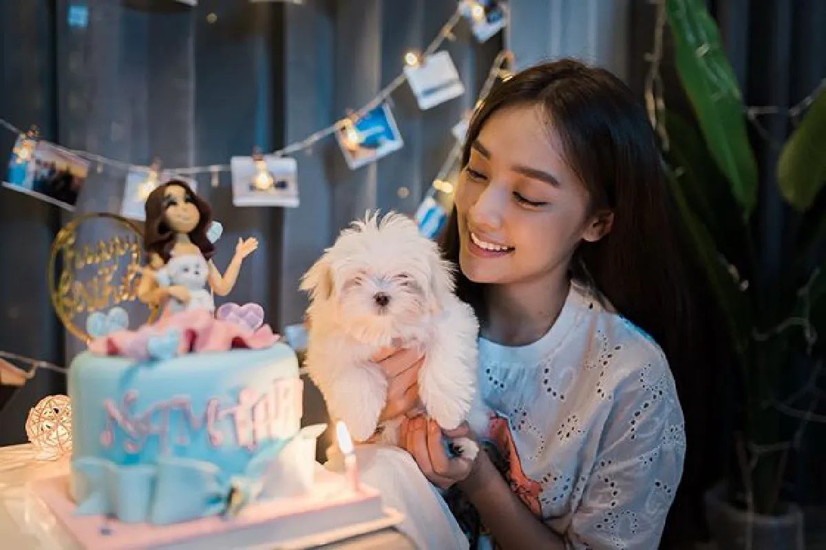 น้ำตาล สุดแฮปปี้! ไผ่ พาทิศ ทำเซอร์ไพรส์วันเกิด..ของขวัญที่จับได้พีคมาก