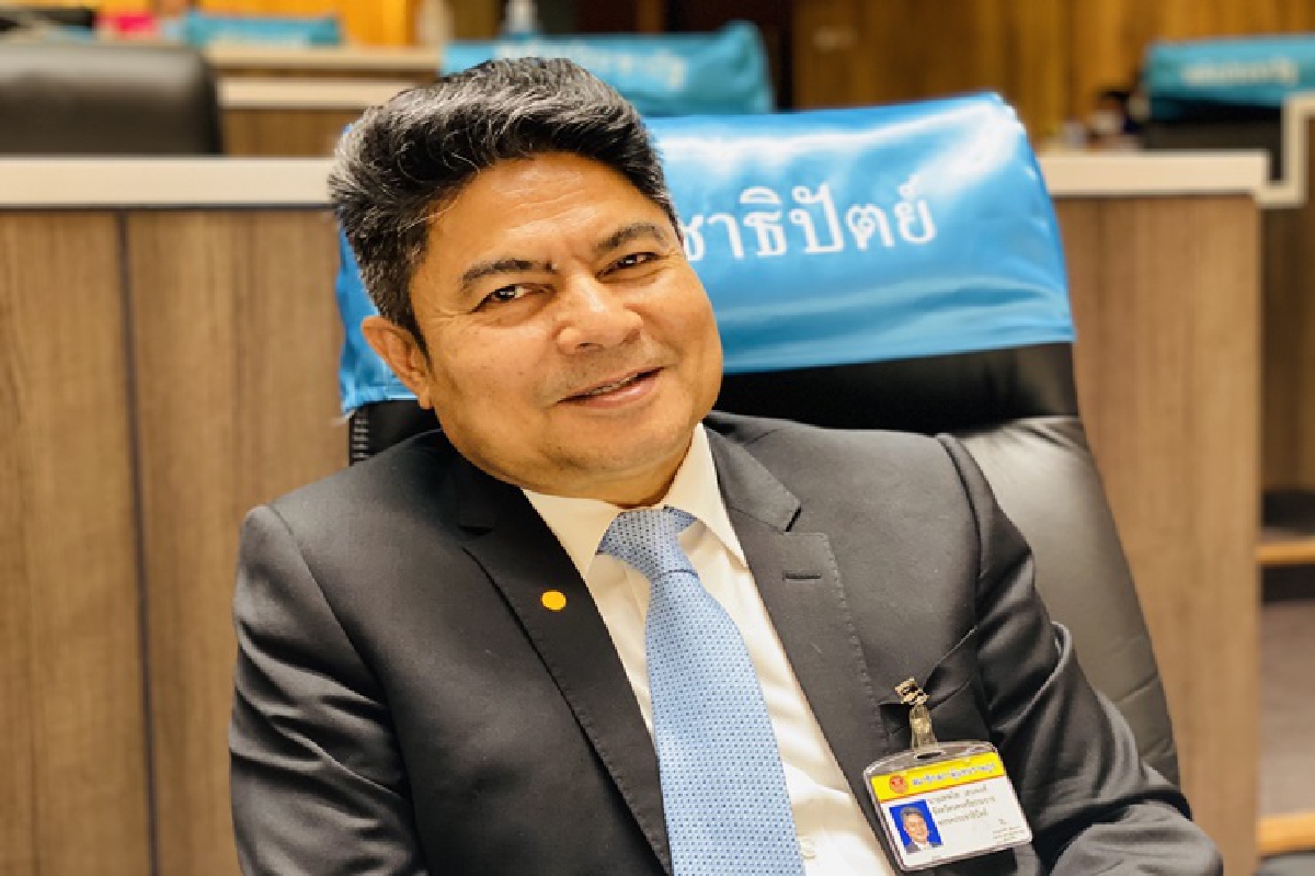 "เทพไท"ชี้ 3 ประเด็นร่างแก้ รธน. ลุยแก้ ม.272 ปิดสวิทซ์ ส.ว. "เทพไท"ชี้ 3 ประเด็นร่างแก้ รธน. ลุยแก้ ม.272 ปิดสวิทซ์ ส.ว.