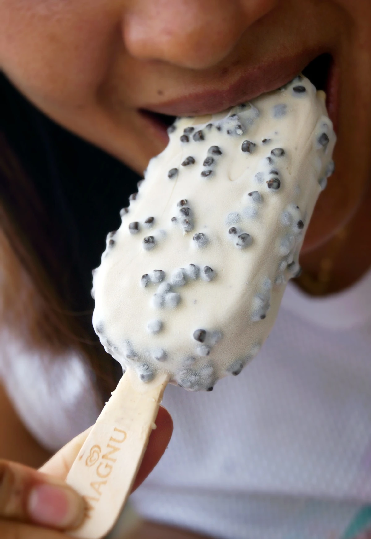 แม็กนั่ม คุกกี้ แอนด์ ครีม ส่งต่อความฟินสุดอิน (เทรนด์) ผ่านแฟชั่นลายจุด