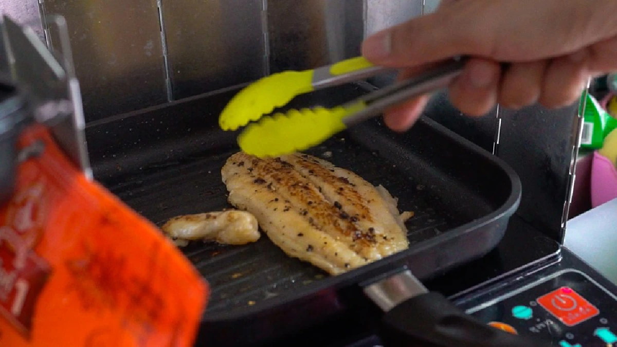 ดับทุกข์โควิดด้วย ‘สเต็กหัวร้อน’ ไอเดียทำเงินครึ่งแสนต่อเดือนของเซลล์แมนยอดนักสู้