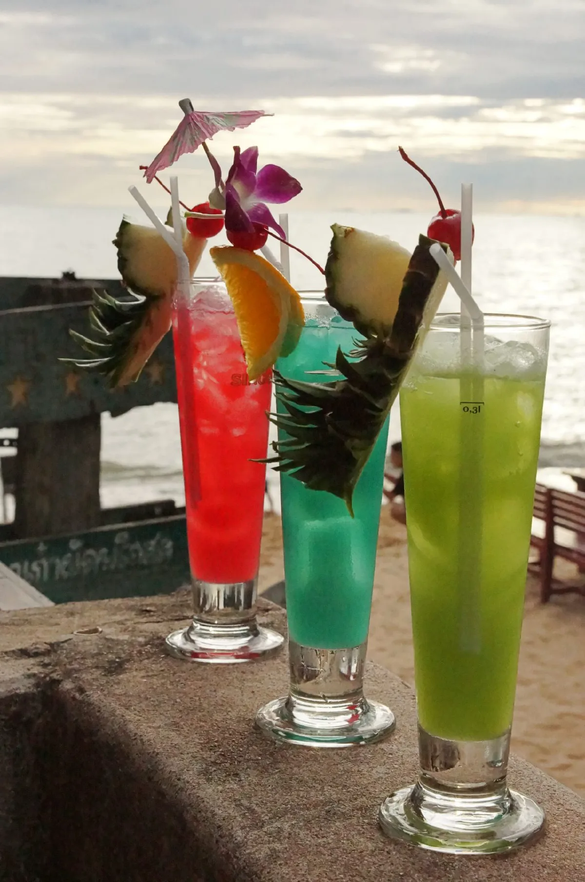 พาเหรดเมนูซีฟู้ดสดเหมือนเพิ่งยกขึ้นจากทะเล @View Mare