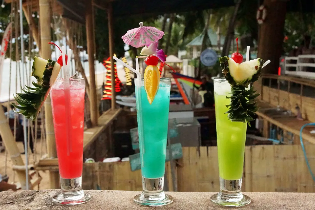 พาเหรดเมนูซีฟู้ดสดเหมือนเพิ่งยกขึ้นจากทะเล @View Mare