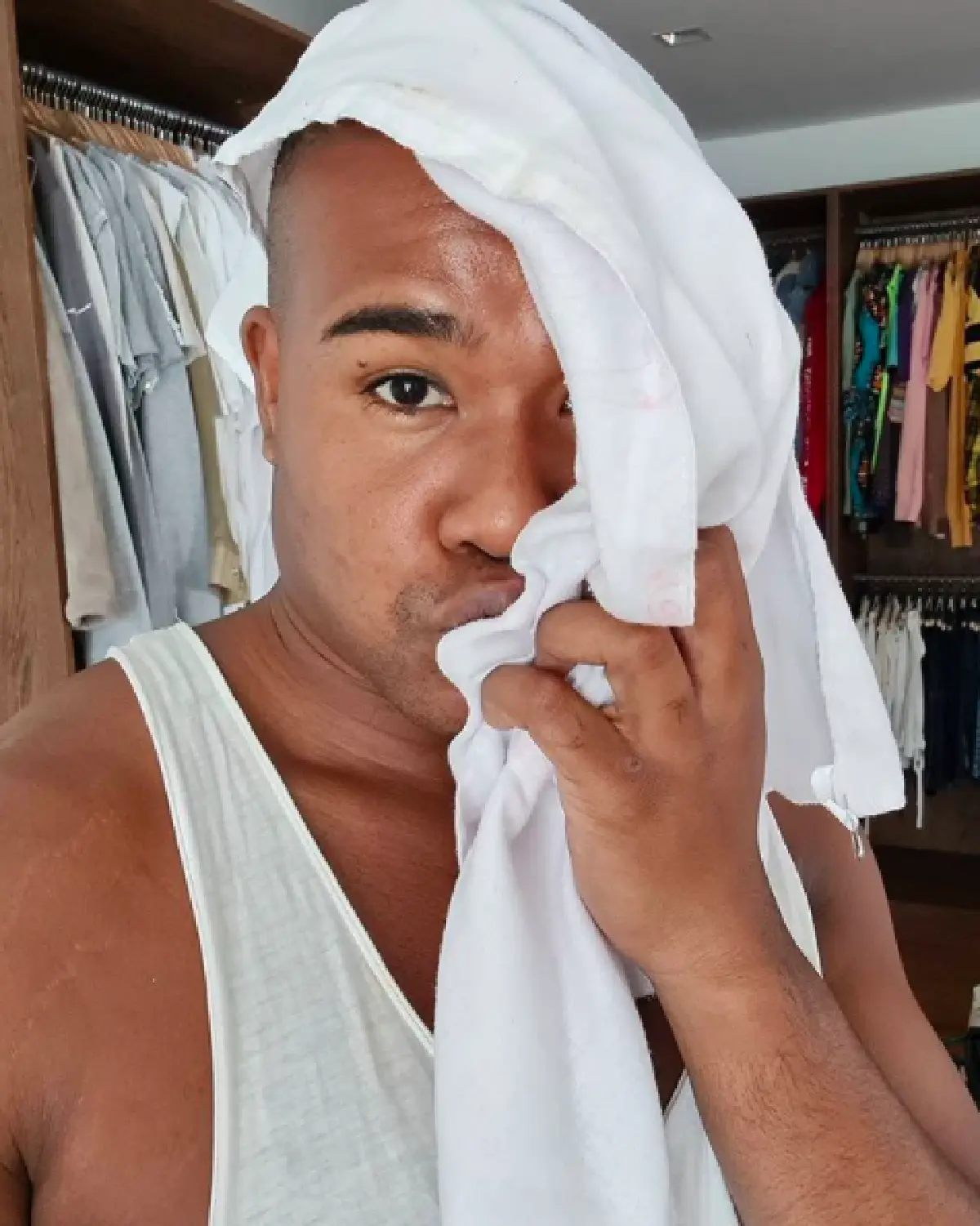 “รัศมีแข” จ่อดำเนินคดี หลังถูกไฮโซหนุ่มเอาขวดฟาดที่จมูก เหตุหึงคุย "น้ำหวาน เดอะเฟซ"