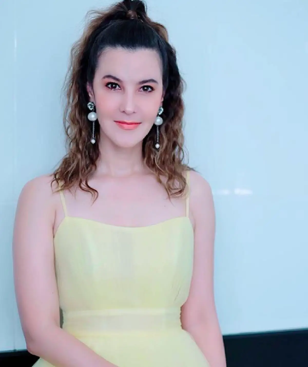 “หนิง ปณิตา” ขอยก “ธัญญ่า” เป็นเมียหลวงยืนหนึ่ง! พร้อมอยากได้รูปมาเป็นเครื่องราง