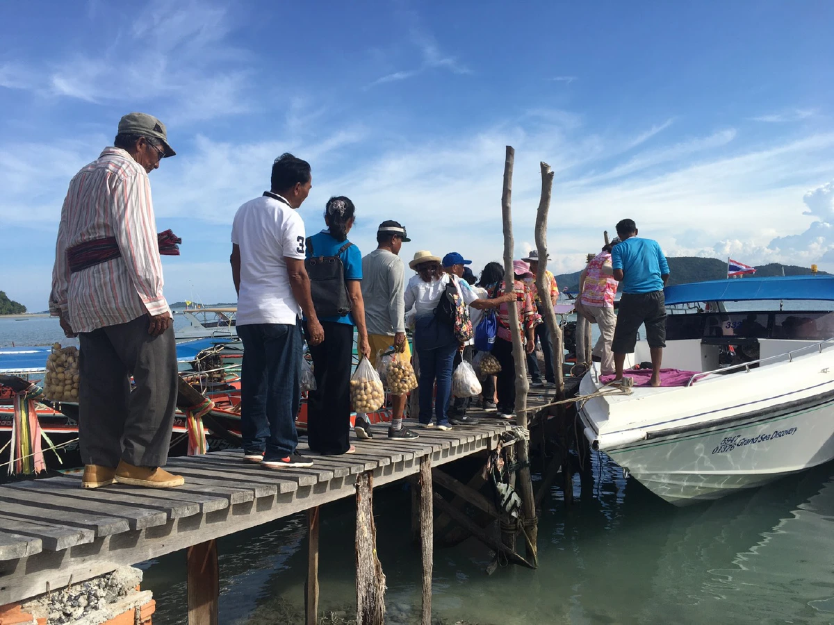 เปิดเดินเรือเส้นทางท่องเที่ยวใหม่พาไหว้ไอ้ไข่แล้วไปสมุย