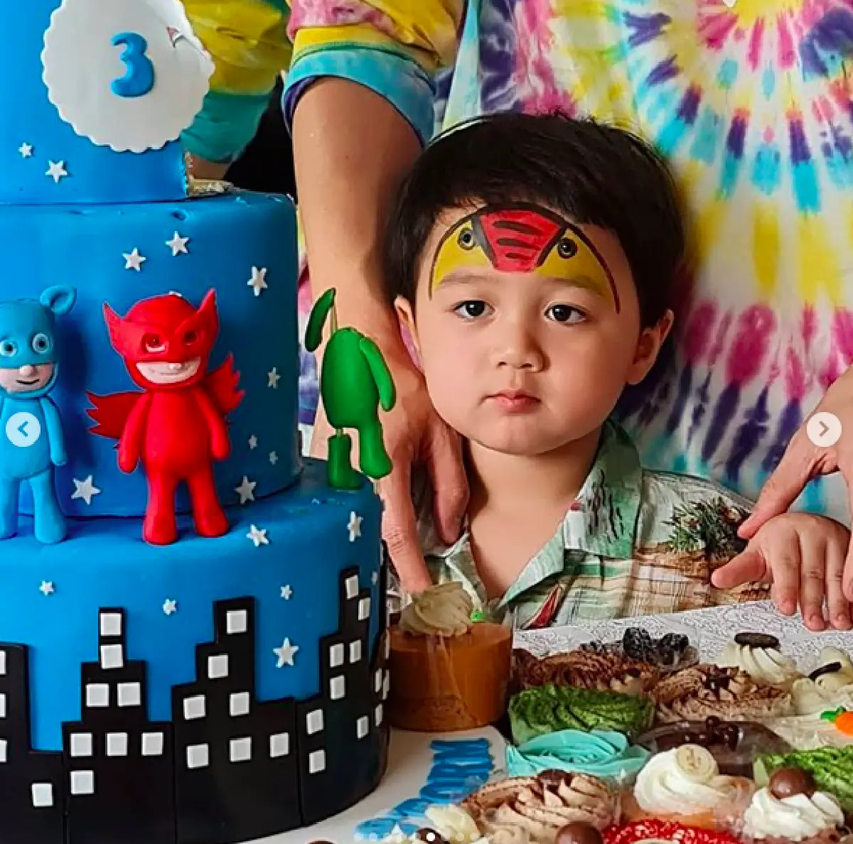 "แม่ชม-พ่อน็อต" จัดปาร์ตี้ฉลองวันเกิดให้ “น้องสายฟ้า-น้องพายุ” อายุครบ 3 ขวบอย่างอบอุ่น 