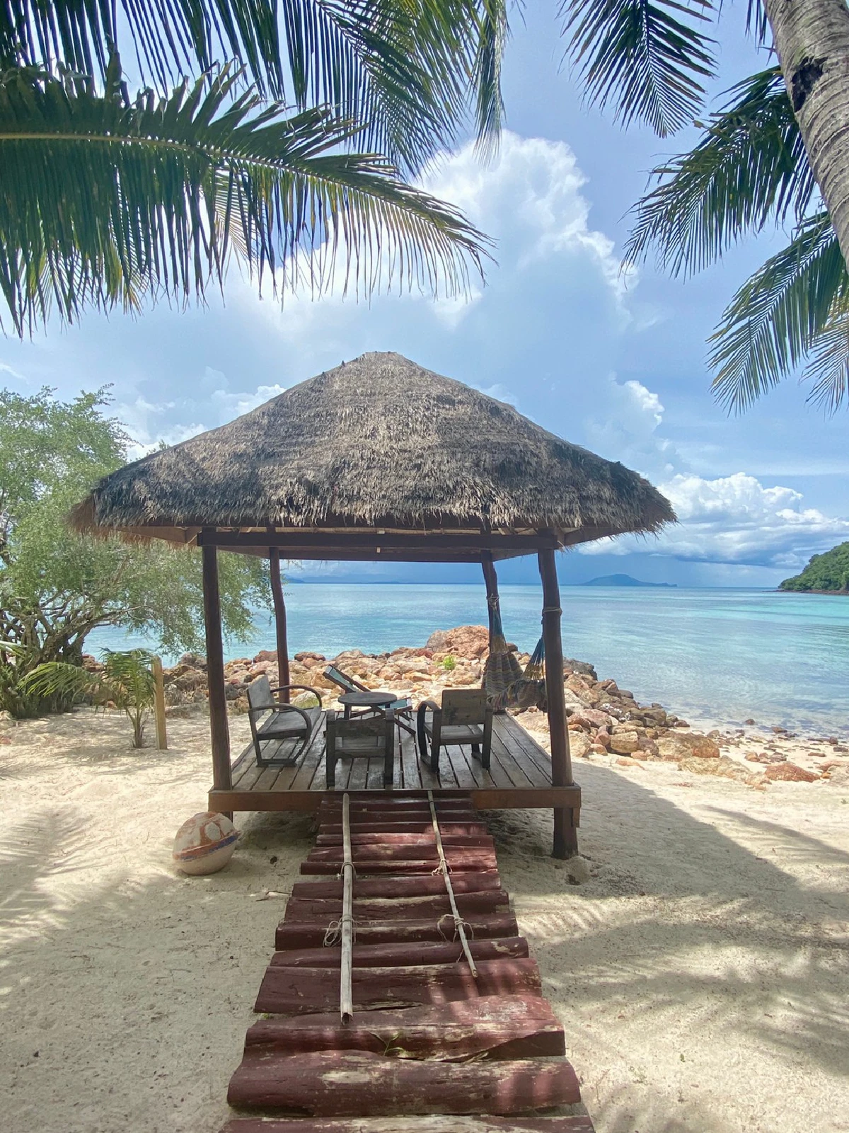 คิดถึง...อ้อมกอดธรรมชาติ เกาะทะลุ ประจวบคีรีขันธ์