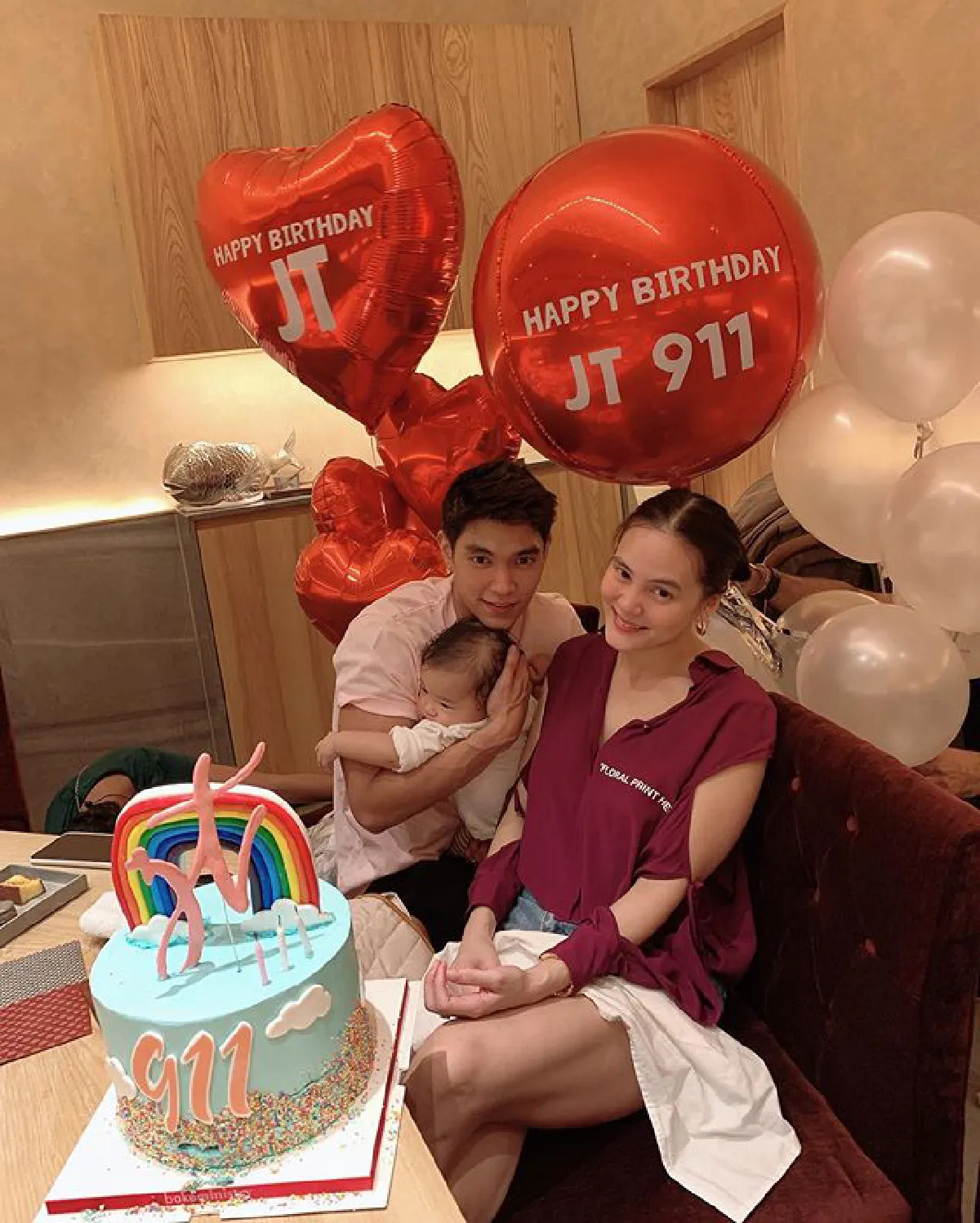 "แก๊งนางฟ้า" รวมตัวดินเนอร์ จัดฉลองวันเกิดอายุ 39 ปีให้ "เจนี่" ล่วงหน้า