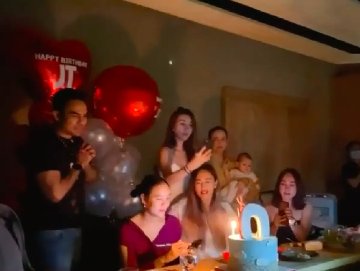 "แก๊งนางฟ้า" รวมตัวดินเนอร์ จัดฉลองวันเกิดอายุ 39 ปีให้ "เจนี่" ล่วงหน้า