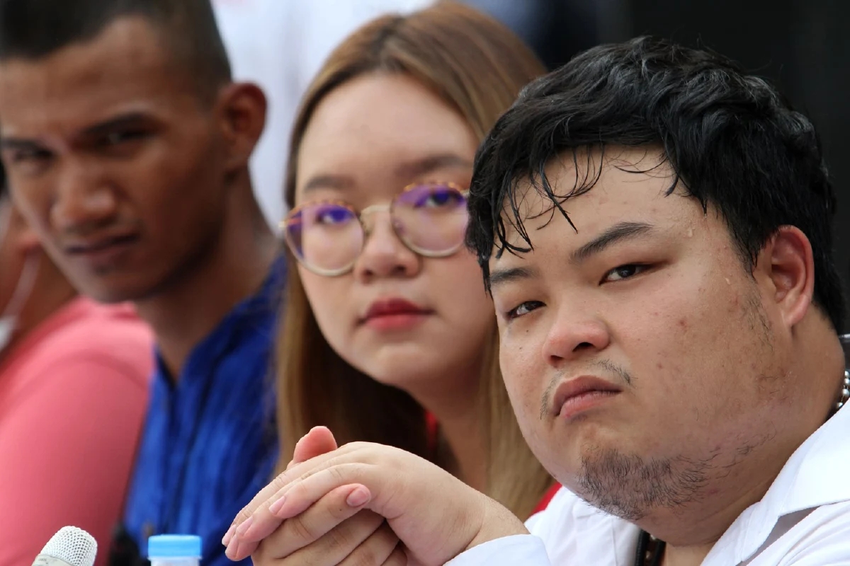 "เพนกวิน-รุ้ง"ประกาศม็อบ19ก.ย. ค้างคืนสนามหลวงเช้าบุกไปทำเนียบ