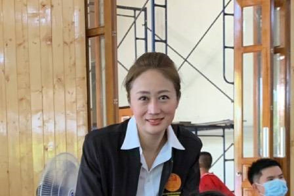 "นภาพร"ข้องใจตำรวจออกหมายเรียกเด็กมัธยมก่อนชุมนุมใหญ่ "นภาพร"ข้องใจตำรวจออกหมายเรียกเด็กมัธยมก่อนชุมนุมใหญ่