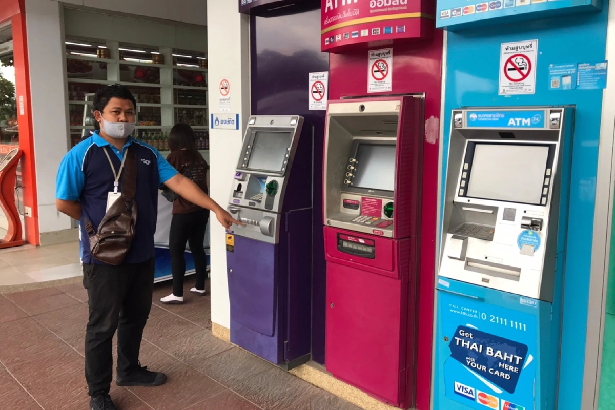 เหล่าพลเมืองดีโพสต์คลิป-ช่วยกันตามหาลุงลืมเงิน3พันคาตู้ATM