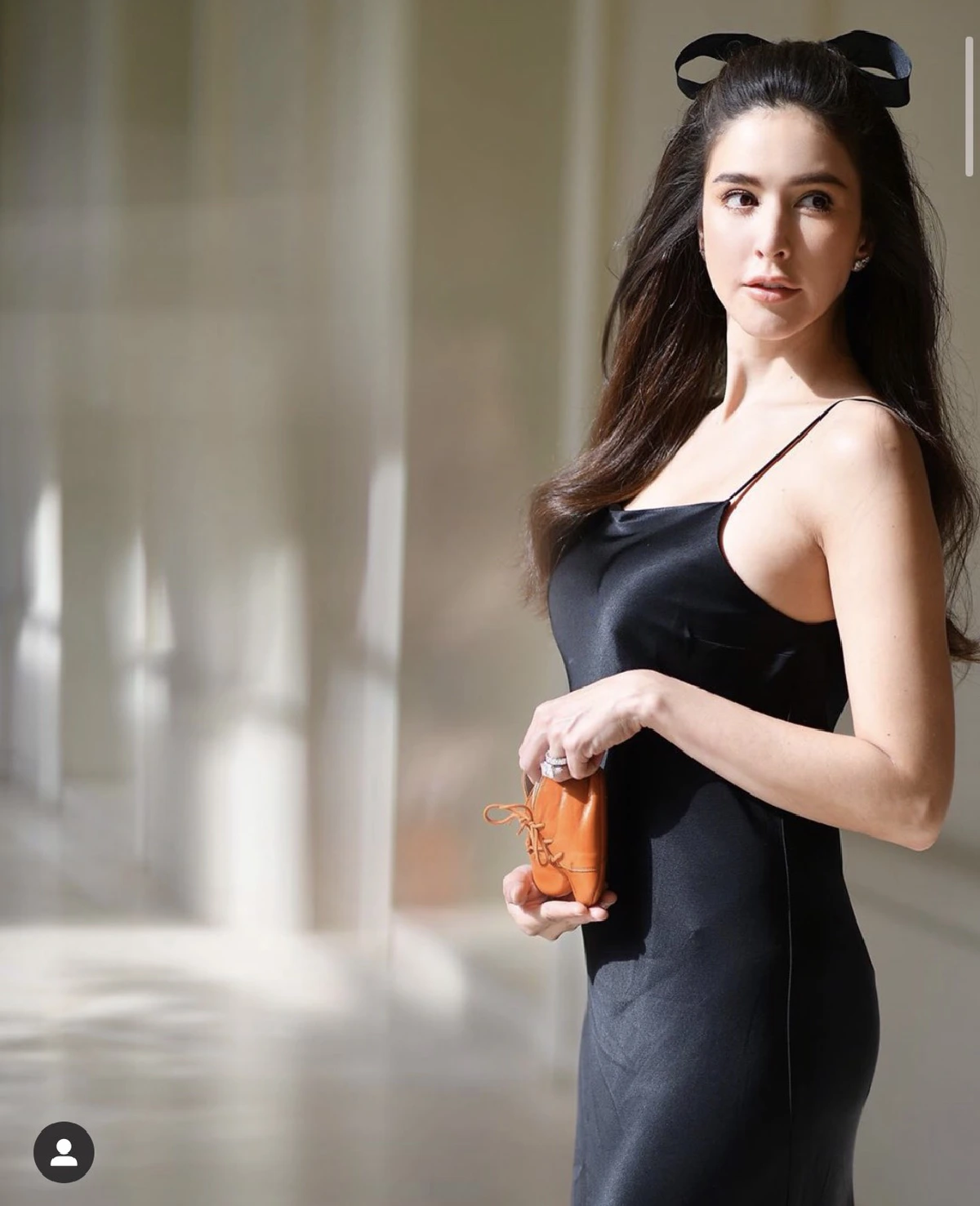 เบบี๋มาแล้ว! ศรีริต้า-กรณ์ ลงภาพคู่สุดหวาน ประกาศข่าวดีตั้งท้องลูกคนแรก