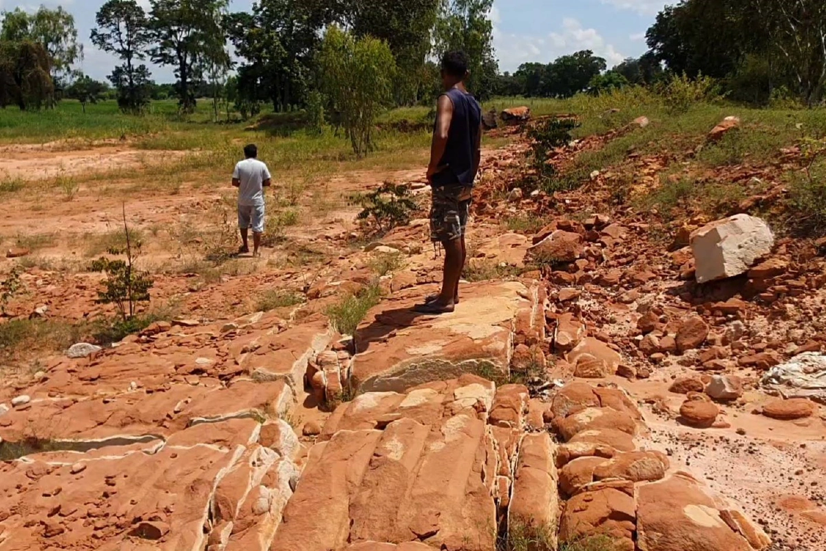 ลุ้น!แหล่งท่องเที่ยวใหม่ พบลานหินแตกคล้ายฝีมือมนุษย์ยุคเก่า 