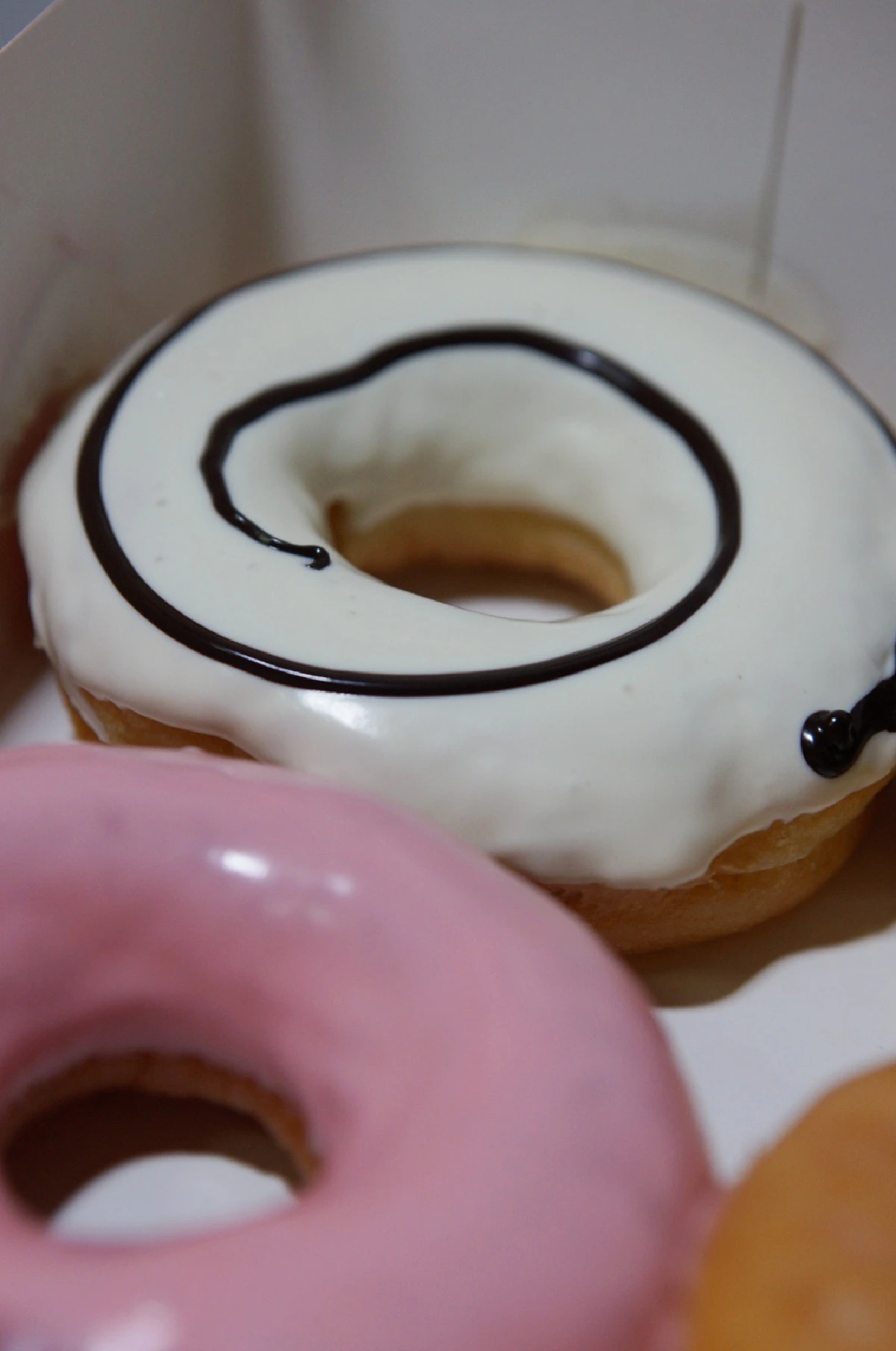 แกะกล่องลุ้นความอร่อยกับ ‘มิสเตอร์ โดนัท กล่องสุ่ม โชคดี’