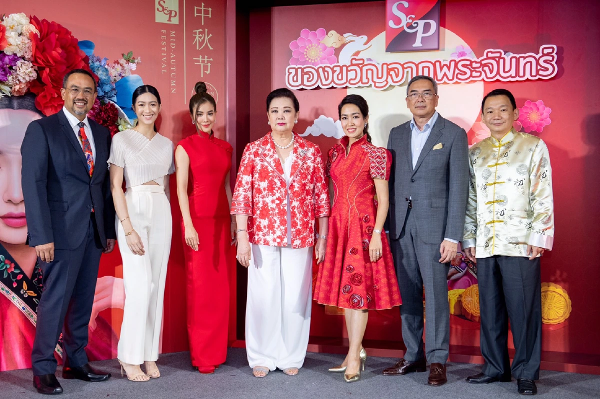 ของขวัญจากพระจันทร์ 12 ไส้ 17 วาไรตี้ที่อยากให้ลอง