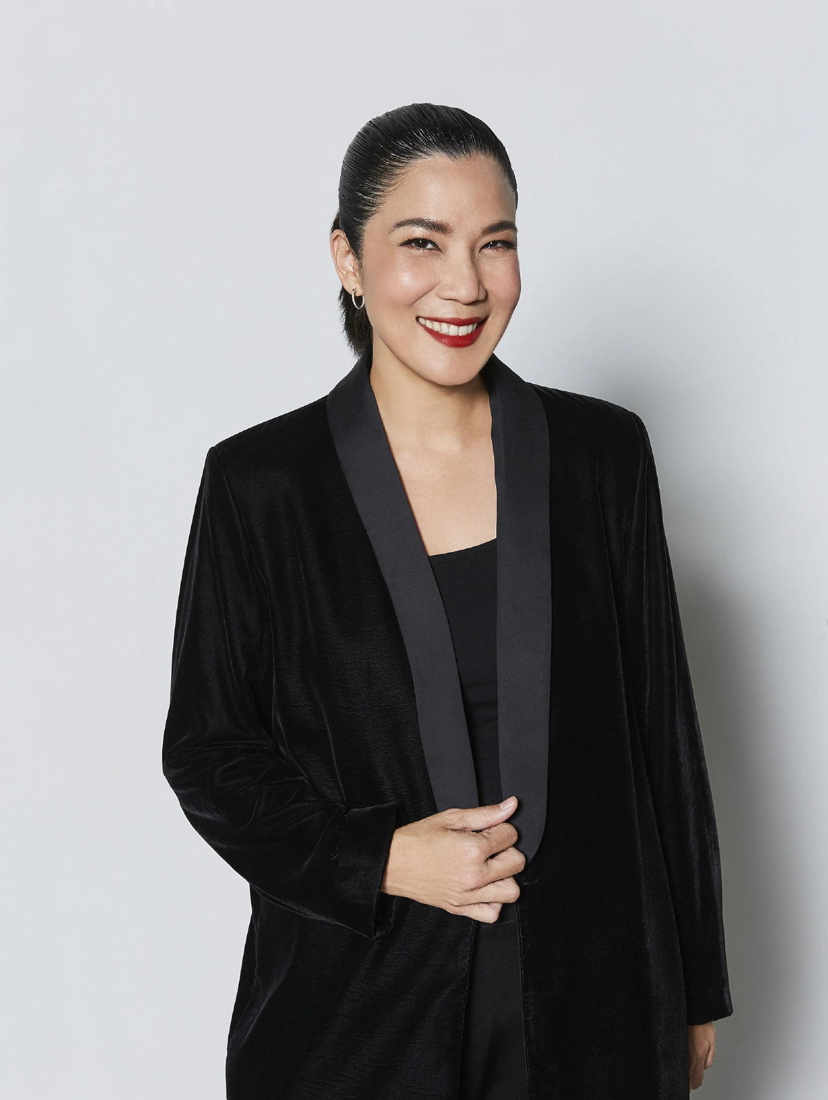 ELLE Thailand เตรียมสร้างมิติใหม่บนรันเวย์ยุคดิจิทัล Front Row at Home