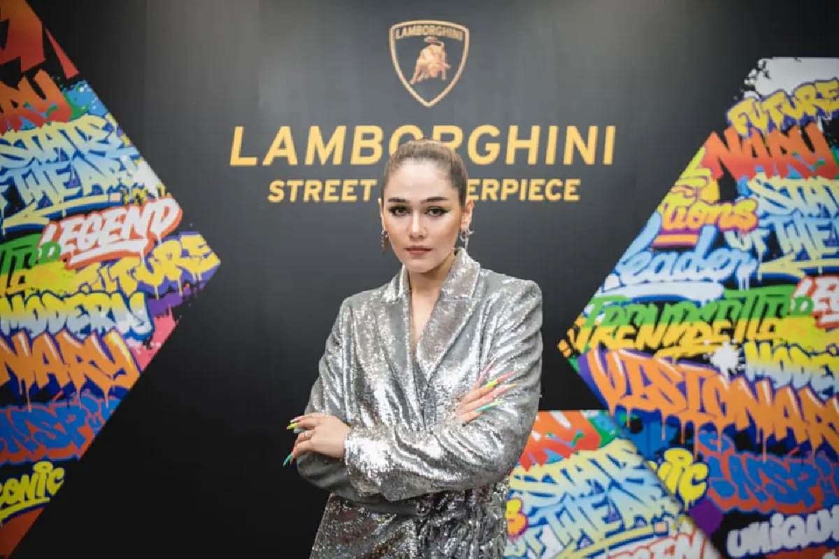 คนแรกของประเทศไทย  “ชมพู่ อารยา” สุดปัง! รับตำแหน่งแบรนด์แอมบาสเดอร์แลมโบกินี่