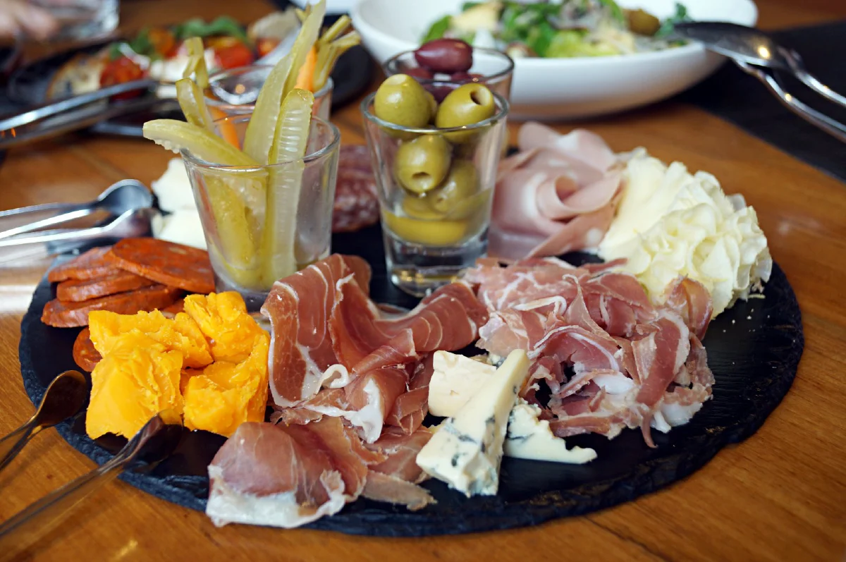 Riedel พร้อมเสิร์ฟเมนูใหม่เอาใจคนรักเส้นด้วย Pasta e Basta 5 เส้น 5 ซอส