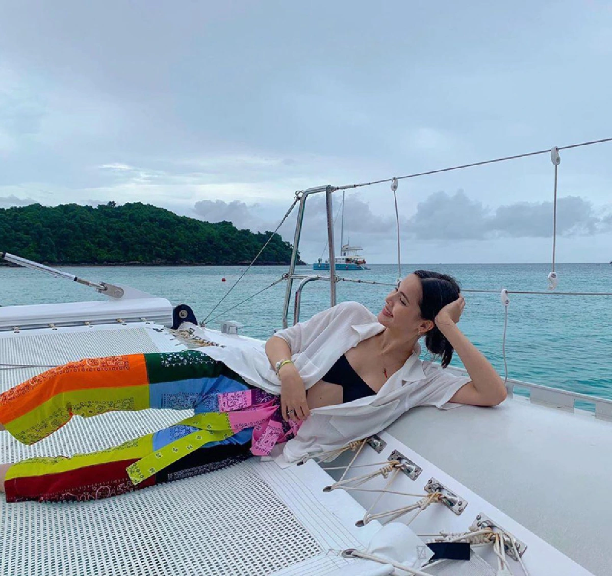 หวานทะเลจืด! ณเดชน์-ญาญ่า เที่ยวทะเลจัดเต็มความสวีทเกินห้ามใจ