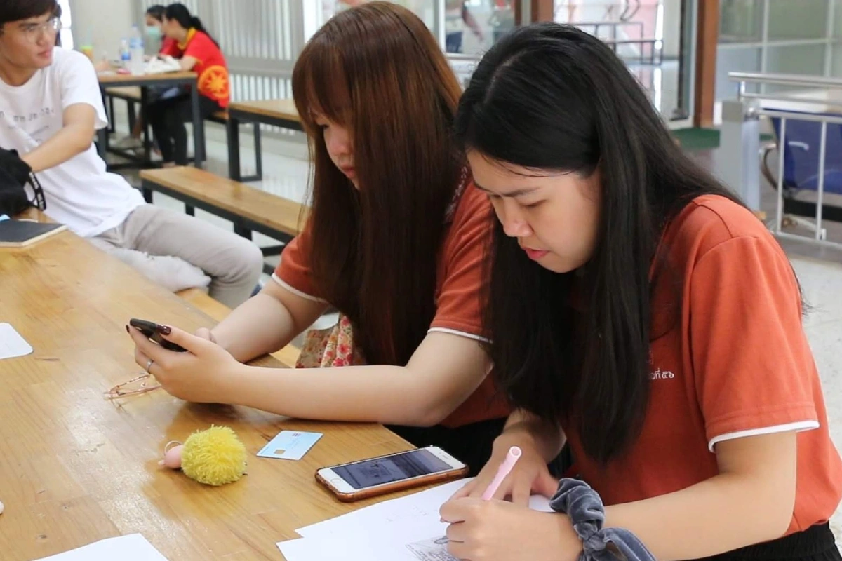 แกนนำนักศึกษาม.ขอนแก่น ร่วมชุมนุม19กันยา มธ.ท่าพระจันทร์