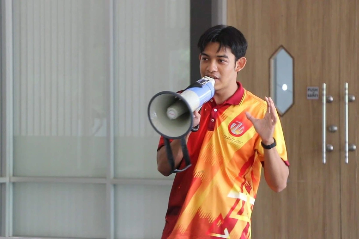 แกนนำนักศึกษาม.ขอนแก่น ร่วมชุมนุม19กันยา มธ.ท่าพระจันทร์