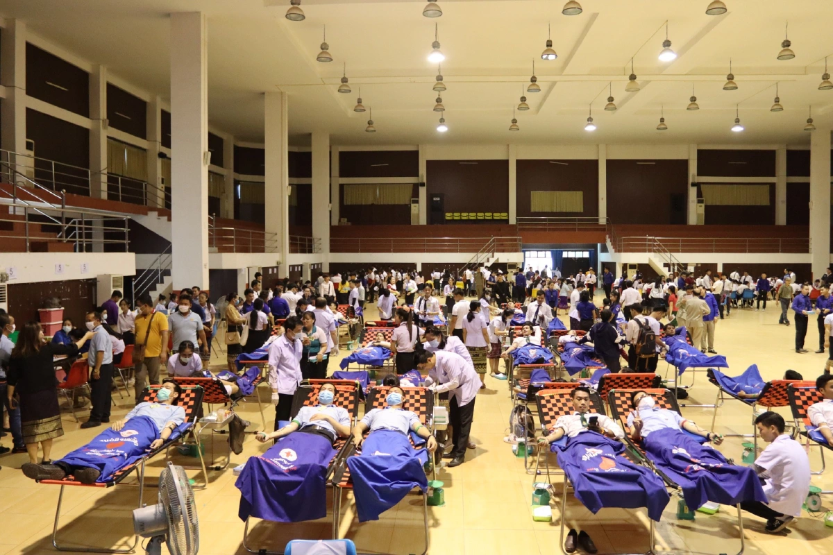 ซีพี ลาว ร่วมทำดีบริจาคโลหิตให้กาชาดลาว