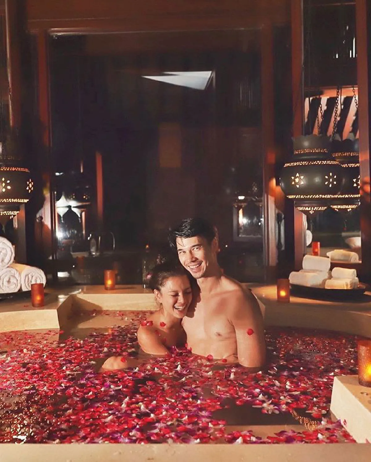 ลิเดีย เผยคลิปสุดสวีทในอ่างกับ แมทธิว โรแมนติกจนน่าสงสัยอยากมีลูกคนที่สาม