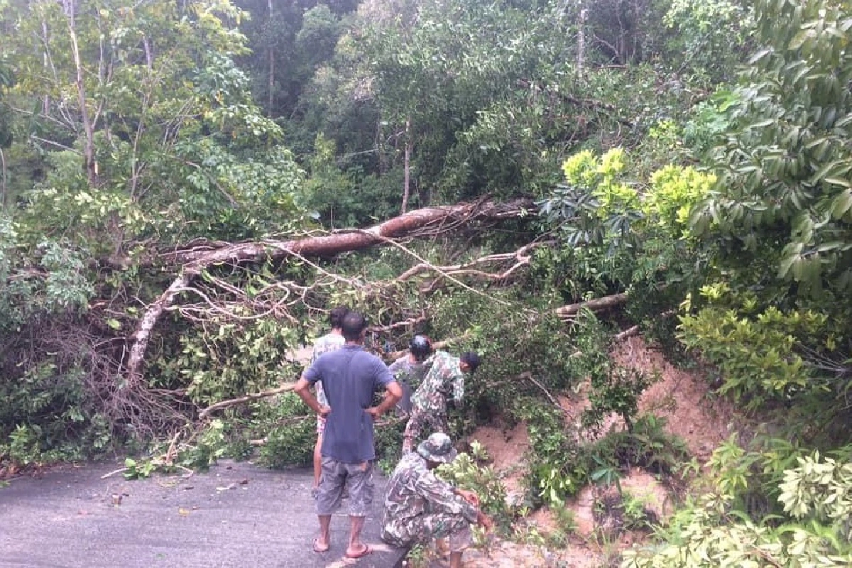 เกาะช้างอ่วม!รับผลกระทบ"โนอึล"เฟอร์รี่ข้ามฝากเฉพาะคลื่นลมสงบ