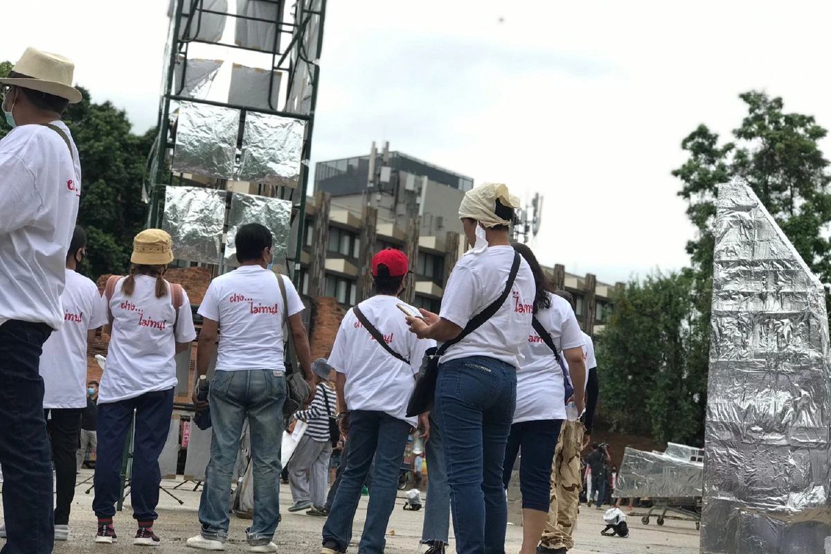 นักศึกษา-เยาวชนเชียงใหม่จัดชุมนุม"รัฐปลาเผา"ที่ประตูท่าแพขับไล่ลุงตู่