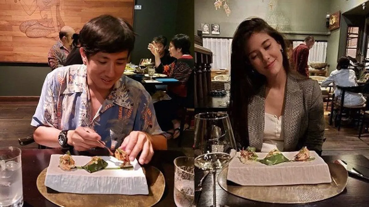 “สิงห์ วรรณสิงห์-มารีญา” ควงแขนร่วมชุมนุมในม็อบ ทำแฟนคลับลุ้นหนักมาก