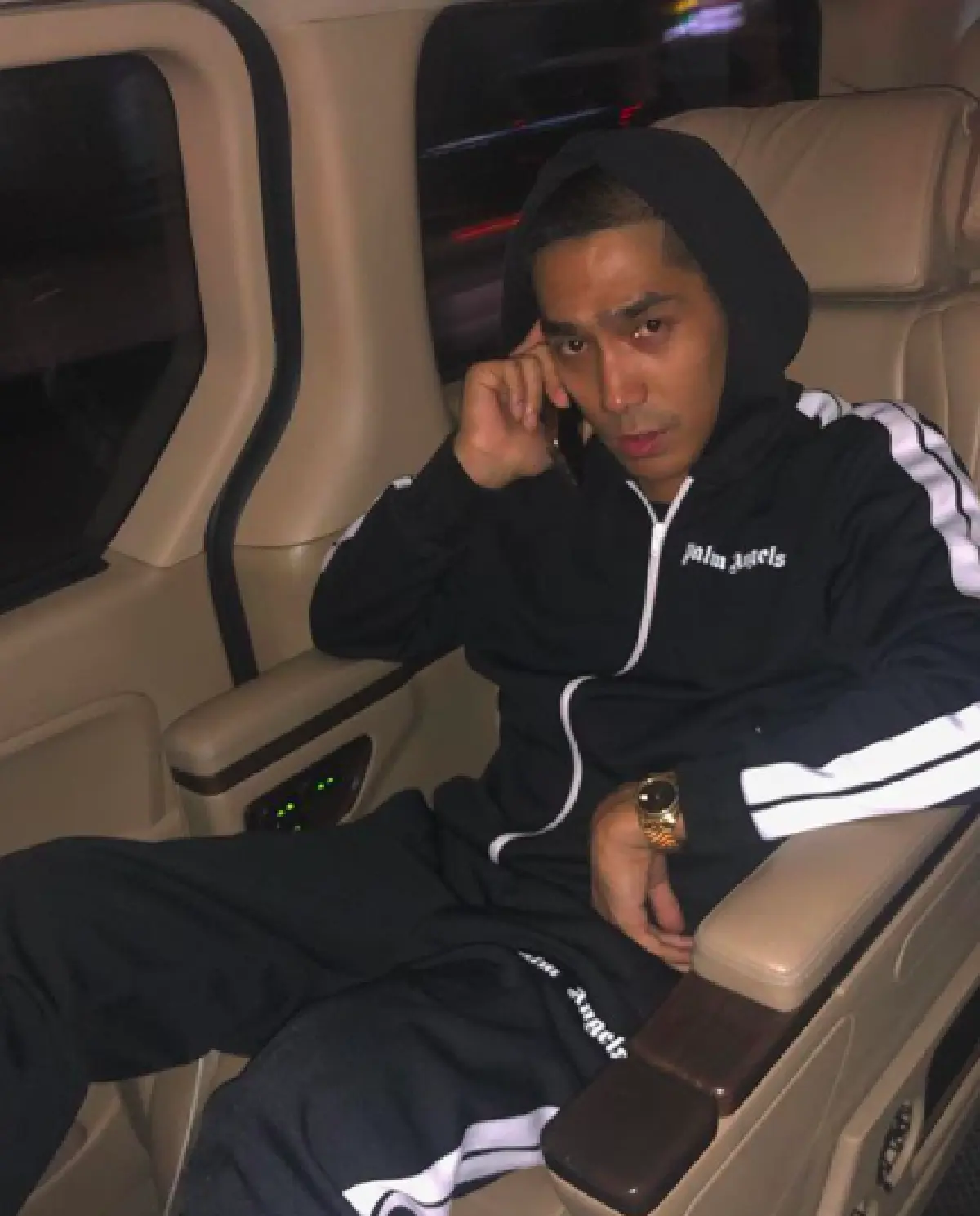 “โต้ง Twopee” ออกมาขอโทษ “เสธ.แดง” และครอบครัว ปมเคยทวีตล้อเลียนไม่เหมาะสมถึงการลอบยิง