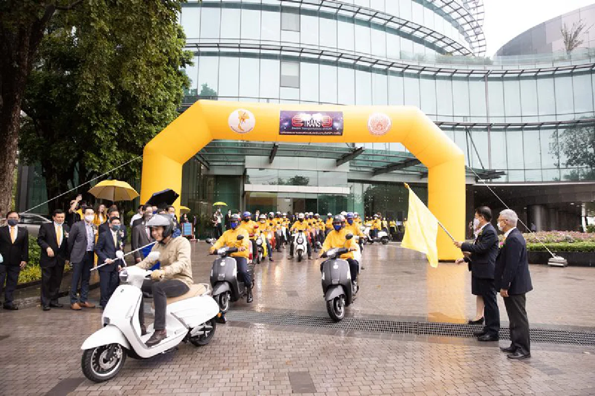 กฟผ. เกาะเทรนด์ขนส่งแห่งอนาคต โชว์ ‘วินอีวี-เรือไฟฟ้า’ เชื่อมเดินทางล้อ ราง เรือ