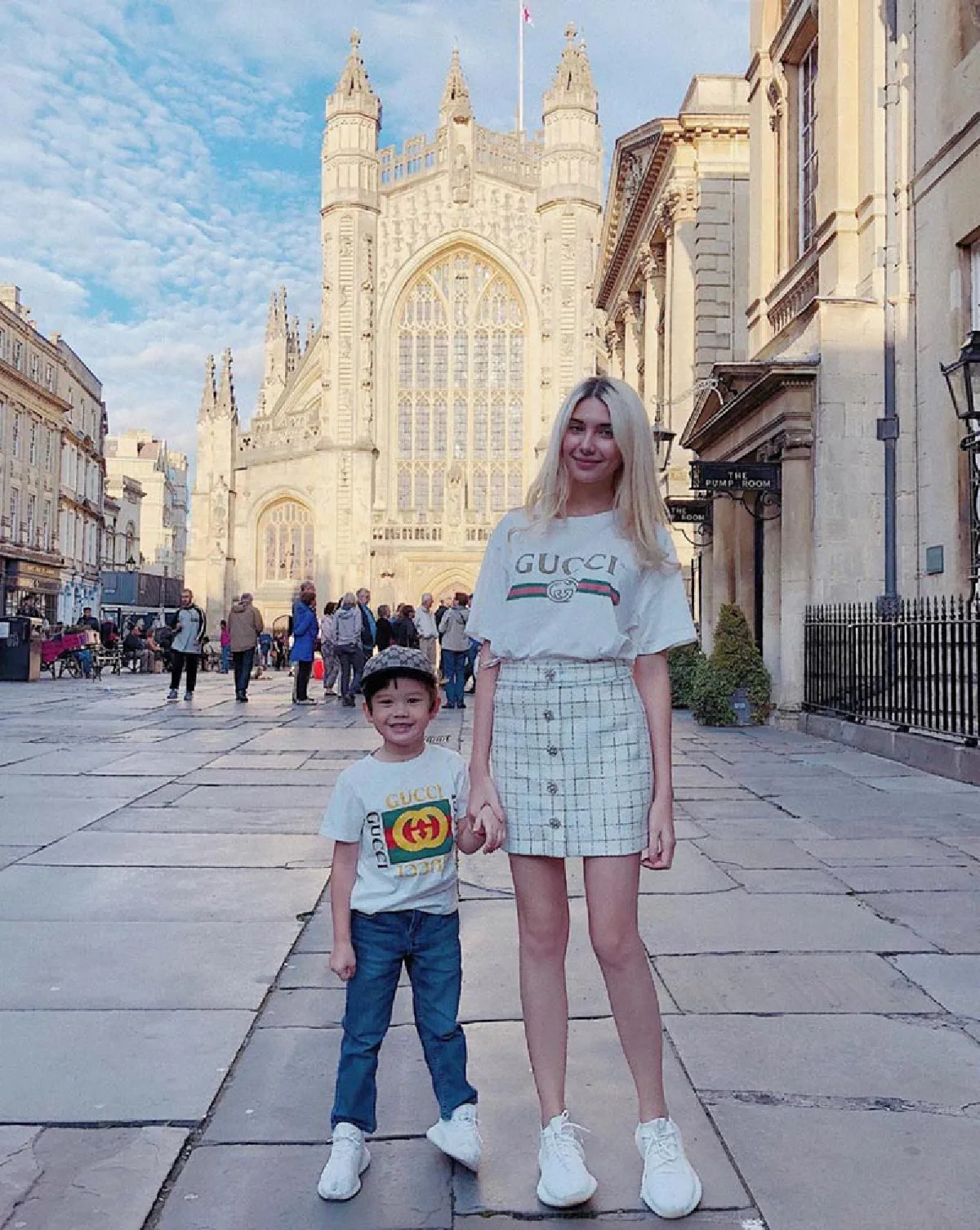 ซาร่า โพสต์รูปคู่ลูกชาย น้องแม็กซ์เวลล์ เชื่อและยังมีหวังเพราะรักทนได้ทุกอย่าง 