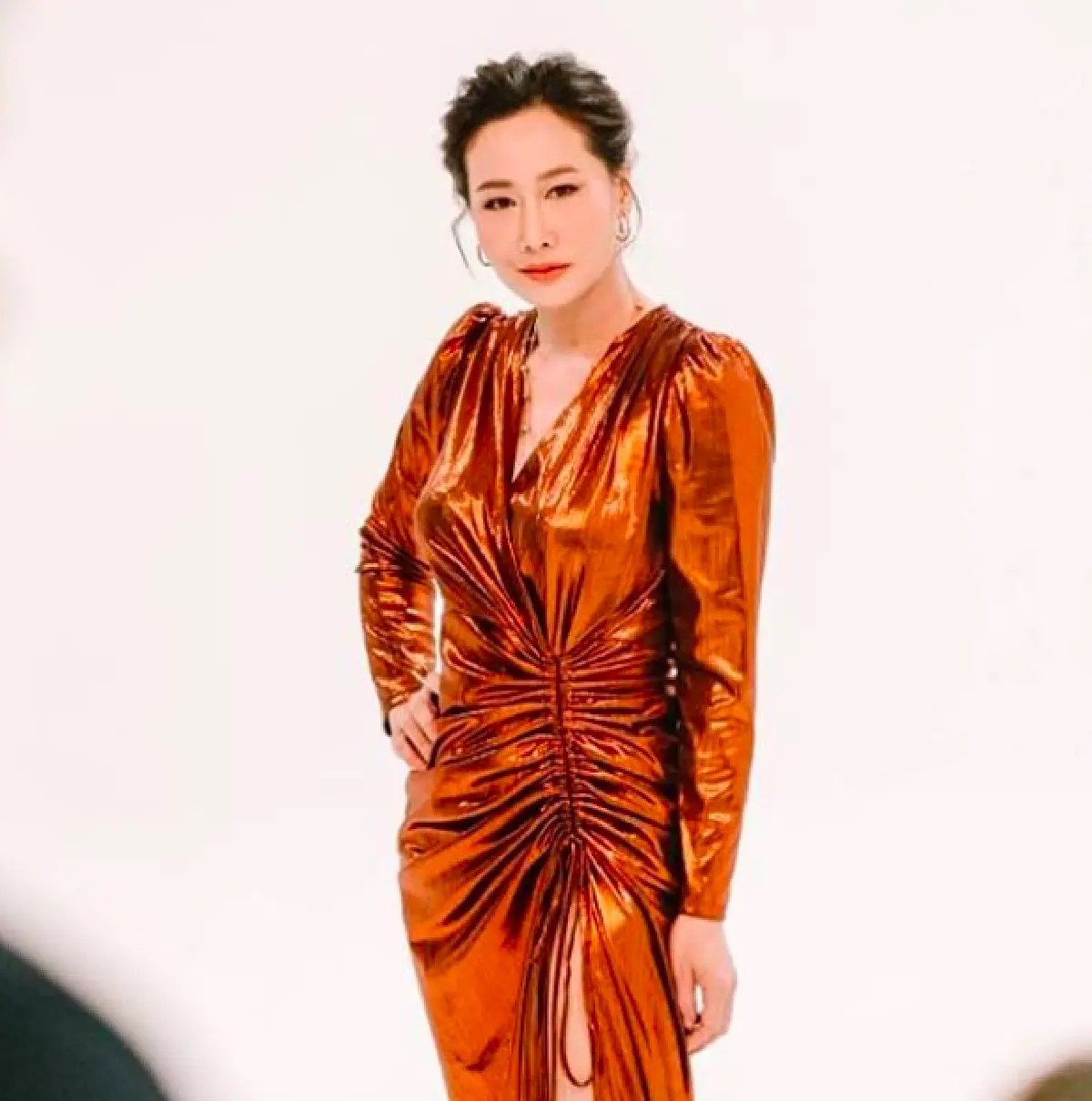 “หนุ่ม ศรราม” อันฟอลโลไอจี “ติ๊ก บิ๊กบราเธอร์” หลังโพสต์คลิปเซ็กซี่ขายชุดว่ายน้ำบิกินี่