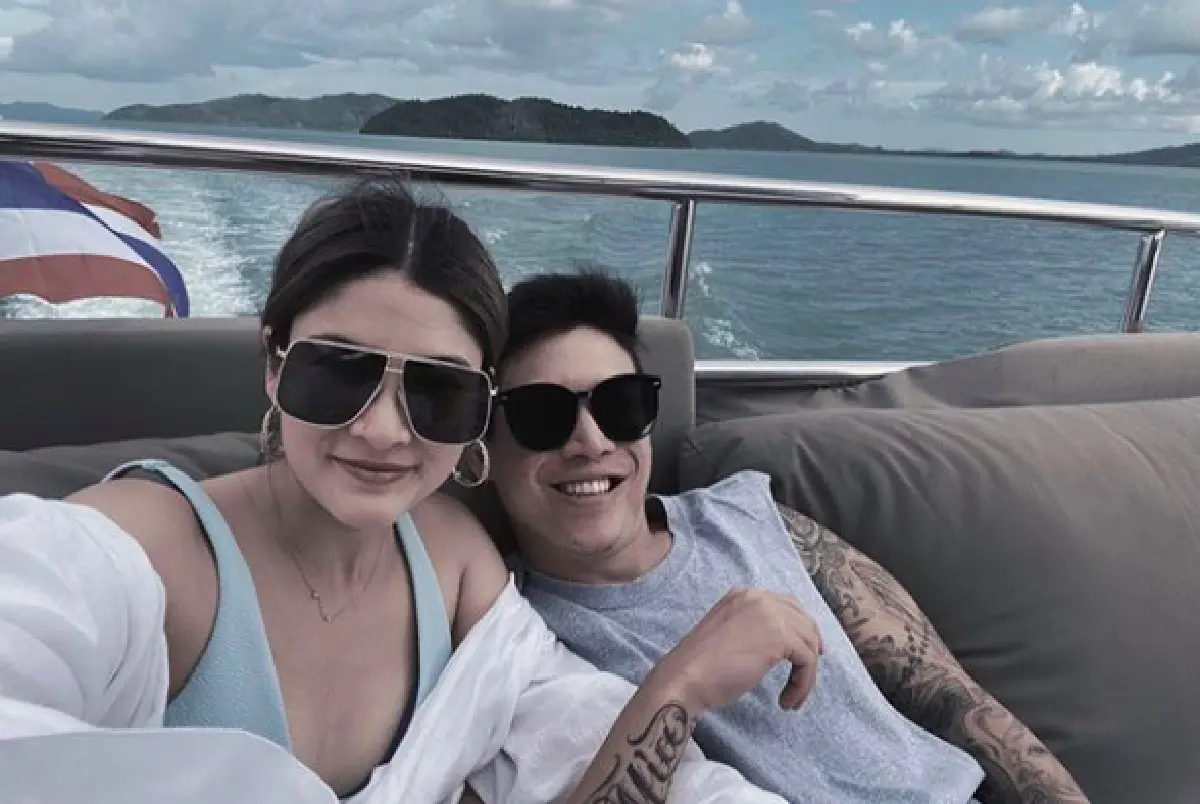 "มาร์กี้" ทำแหวนแต่งงานตกบึงฉวากขณะให้อาหารปลา ทำเอา "ป๊อก" ถึงกับช็อก