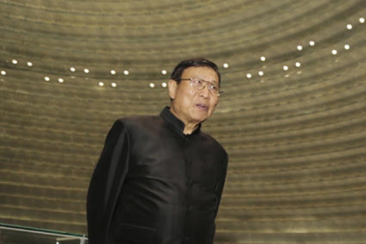 "พรเพชร" ยัน ไม่เคยพูดตั้งกมธ. ศึกษา 6 ญัตติก่อนรับร่างแก้รธน. "พรเพชร" ยัน ไม่เคยพูดตั้งกมธ. ศึกษา 6 ญัตติก่อนรับร่างแก้รธน.