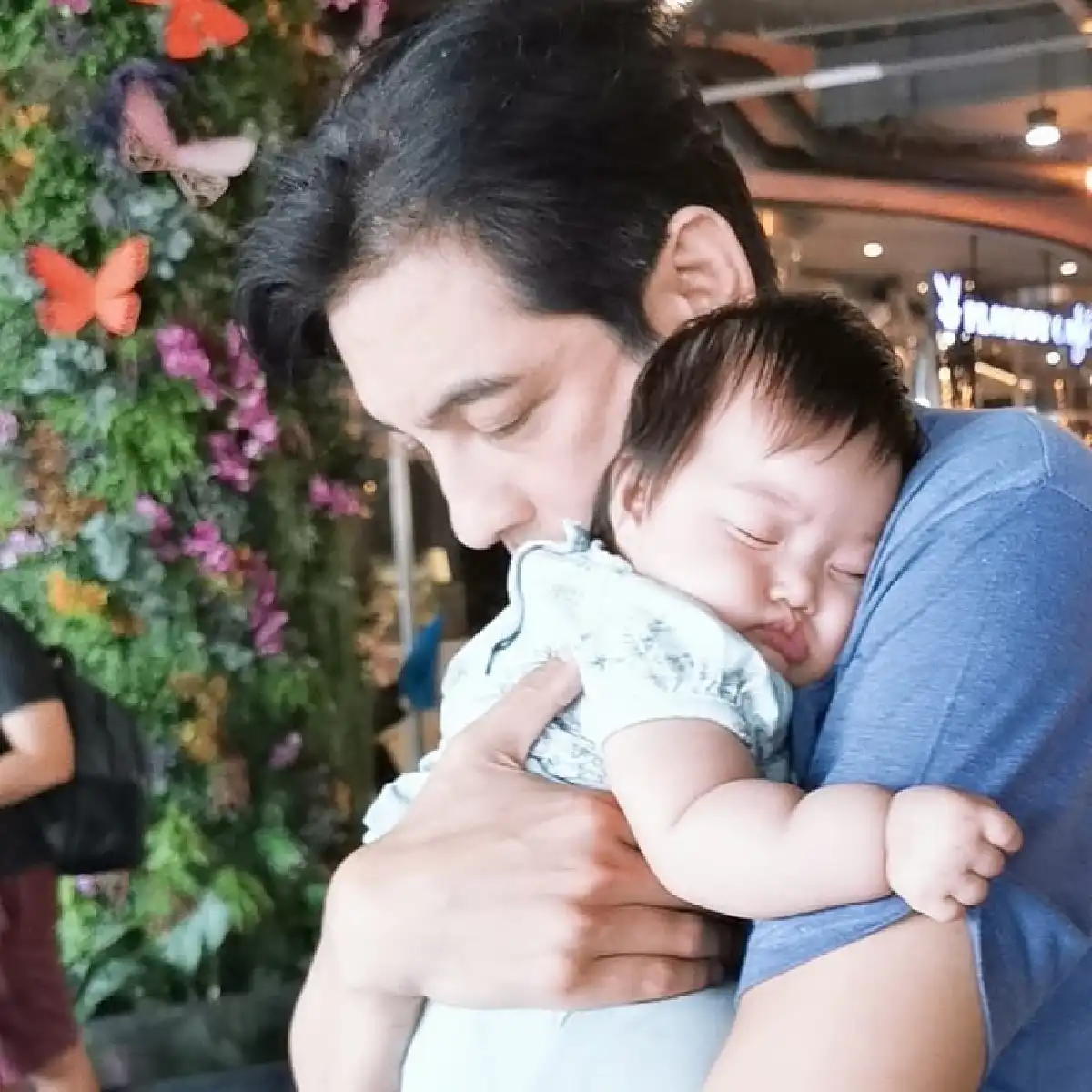 ติ๊ก โต้กลับชาวเน็ต หลังบอก ศรราม หลอกตัวเอง..ที่ผ่านมาไม่ค่อยเลี้ยงลูก