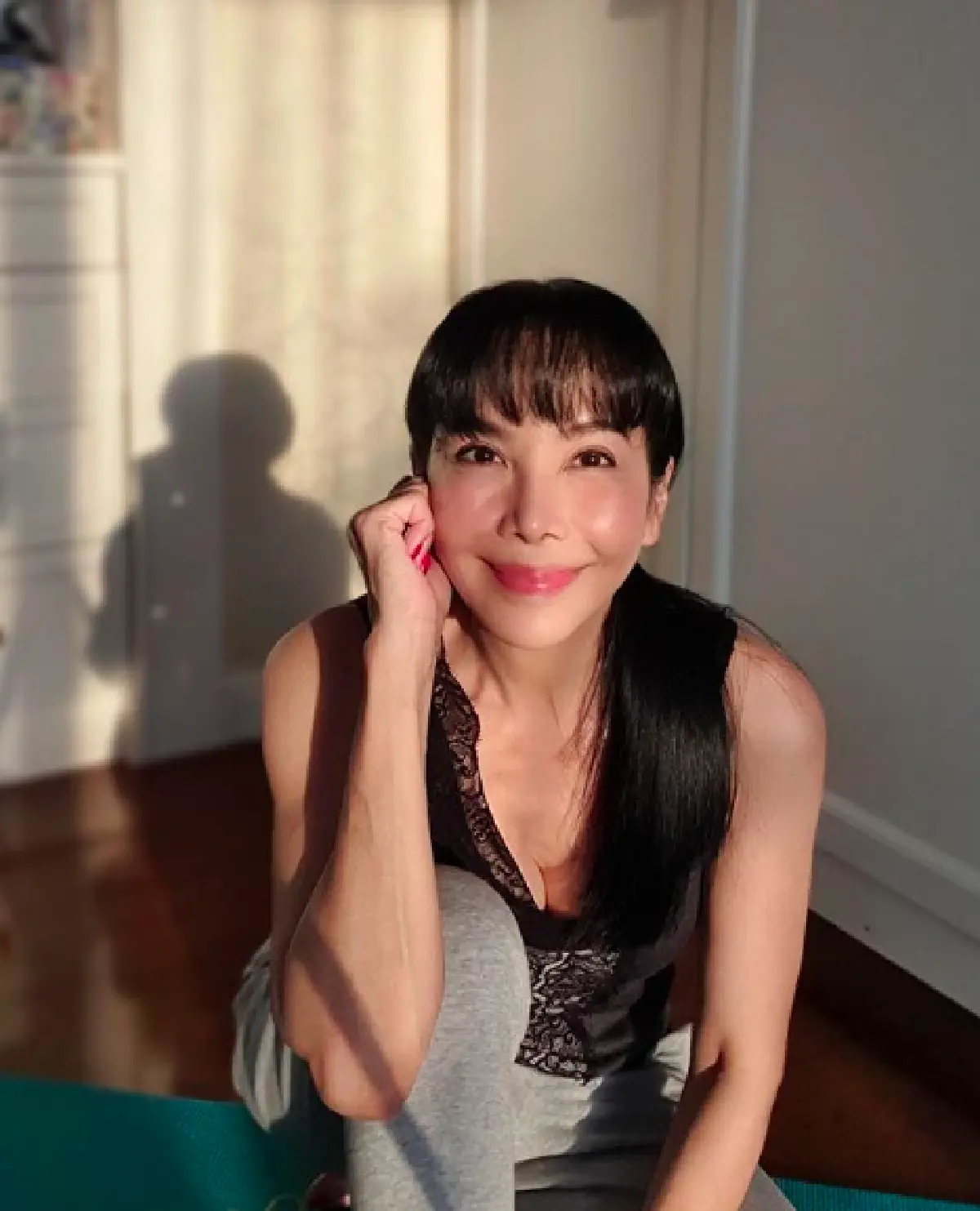  "ตั๊ก มยุรา" เผยเคล็ดลับการดูแลตัวเอง วิธีทำให้หน้าเด็กและยังสาวสะพรั่ง 