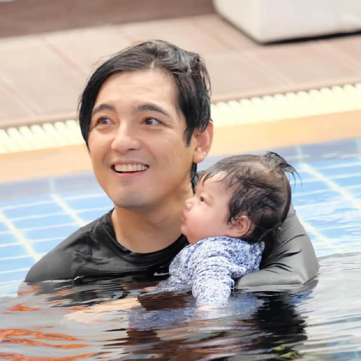 ติ๊ก โต้กลับชาวเน็ต หลังบอก ศรราม หลอกตัวเอง..ที่ผ่านมาไม่ค่อยเลี้ยงลูก