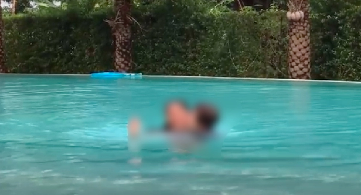 ชาวเน็ตจวกยับ! “ซาร่า คาซิงกินี” ปล่อย “น้องแม็กซ์เวลล์” ถูกกดน้ำไม่ปลอบแถมหัวเราะ 