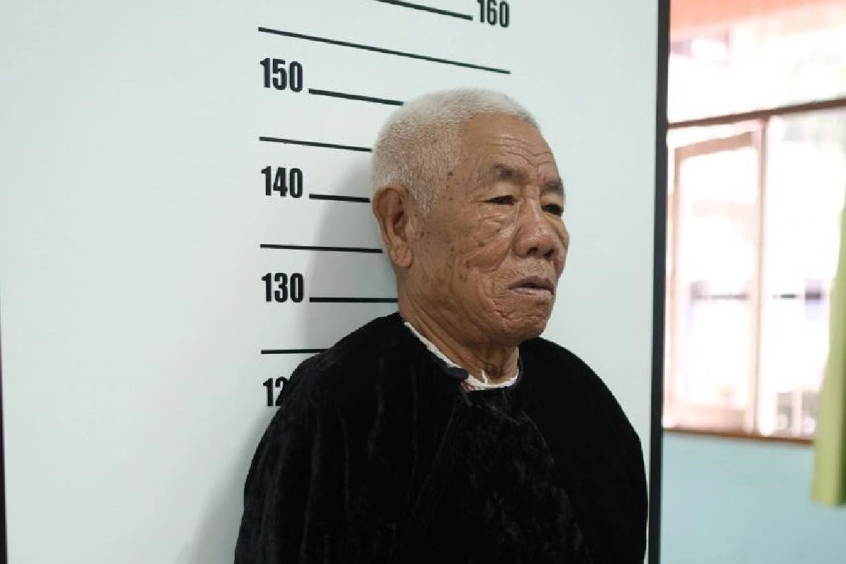 ผู้เฒ่าเผ่าลีซู ปลื้มได้รับบัตรประชาชนใบแรกจากกรมการปกครอง