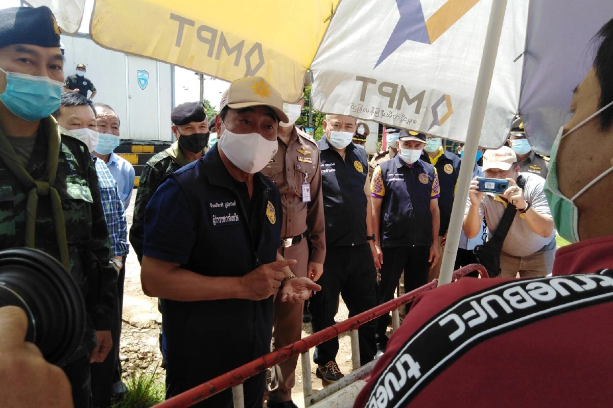 ผู้ว่ากาญจน์ตรวจด่านเจดีย์สามองค์รอลุ้นผลเมียนมาติดโควิด-19